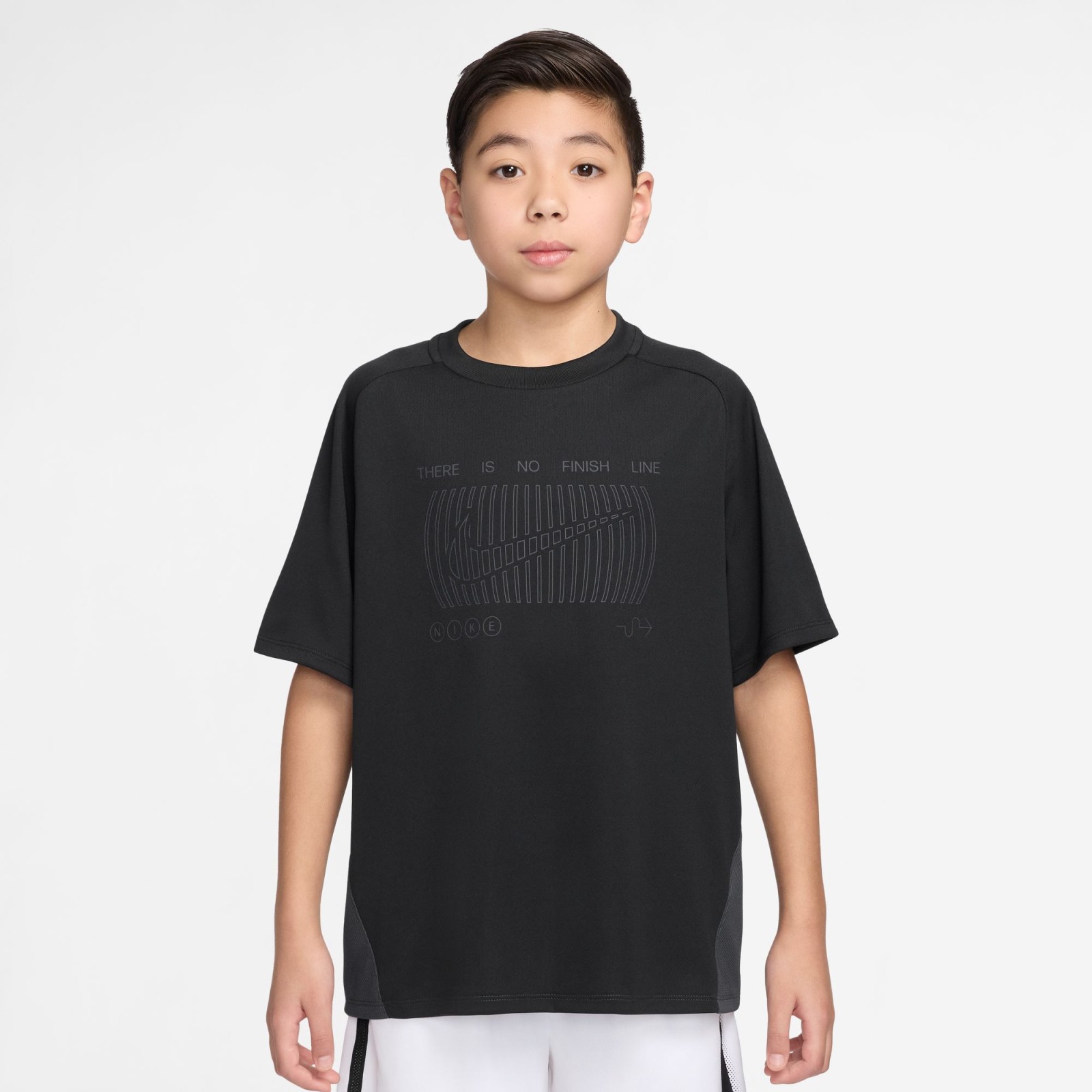 Nike Sportswear Multi Big Kids (Boys) Dri-FIT T-Shirt L