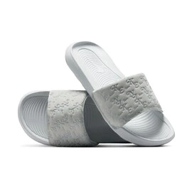 Nike Victori One